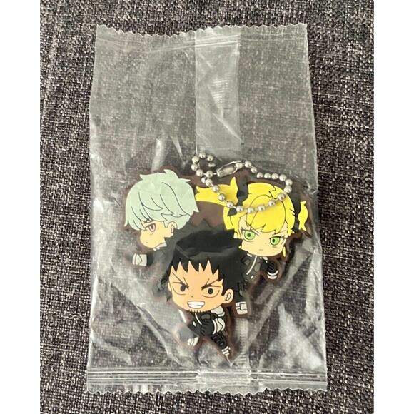 Kaiju No 8 Gashapon Rubber Charm Keychain Bandai Brand New US Seller - Picture 1 of 3